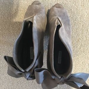 Vera Wang heeled booties